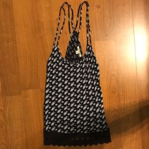 Super cute American eagle top